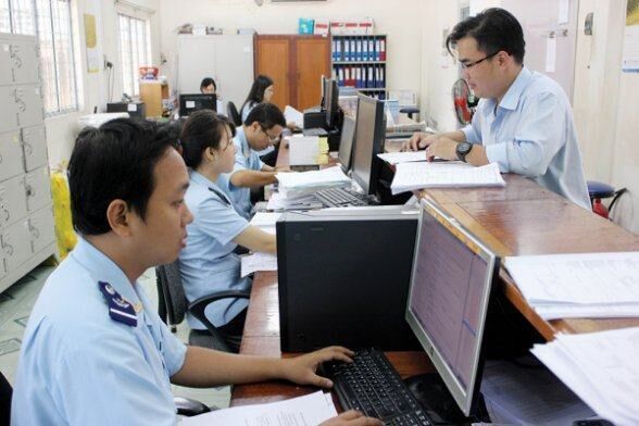 Bảng lương công chức thuế, hải quan năm 2020 mới nhất