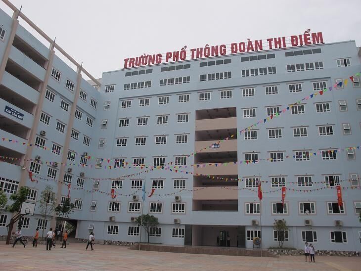 Trường THPT Đoàn Thị Điểm