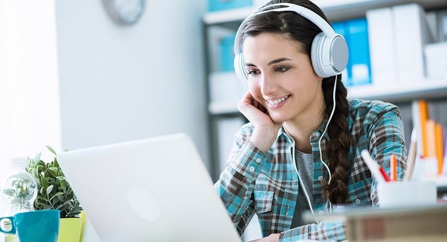 Bí quyết luyện nghe tiếng Anh