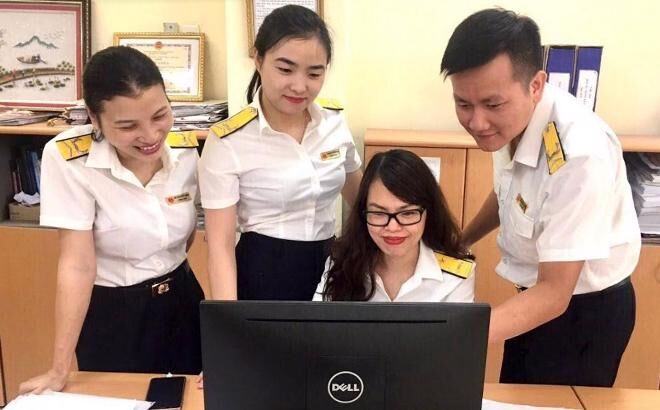 Đề thi + đáp án thi công chức thuế miền nam 2022 chính thức