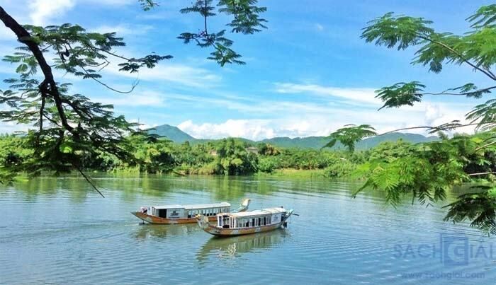 Cảm nhận vẻ đẹp của sông Hương ở vùng thượng nguồn (Ai đã đặt tên cho dòng sông) - Hoàng Phủ Ngọc Tường